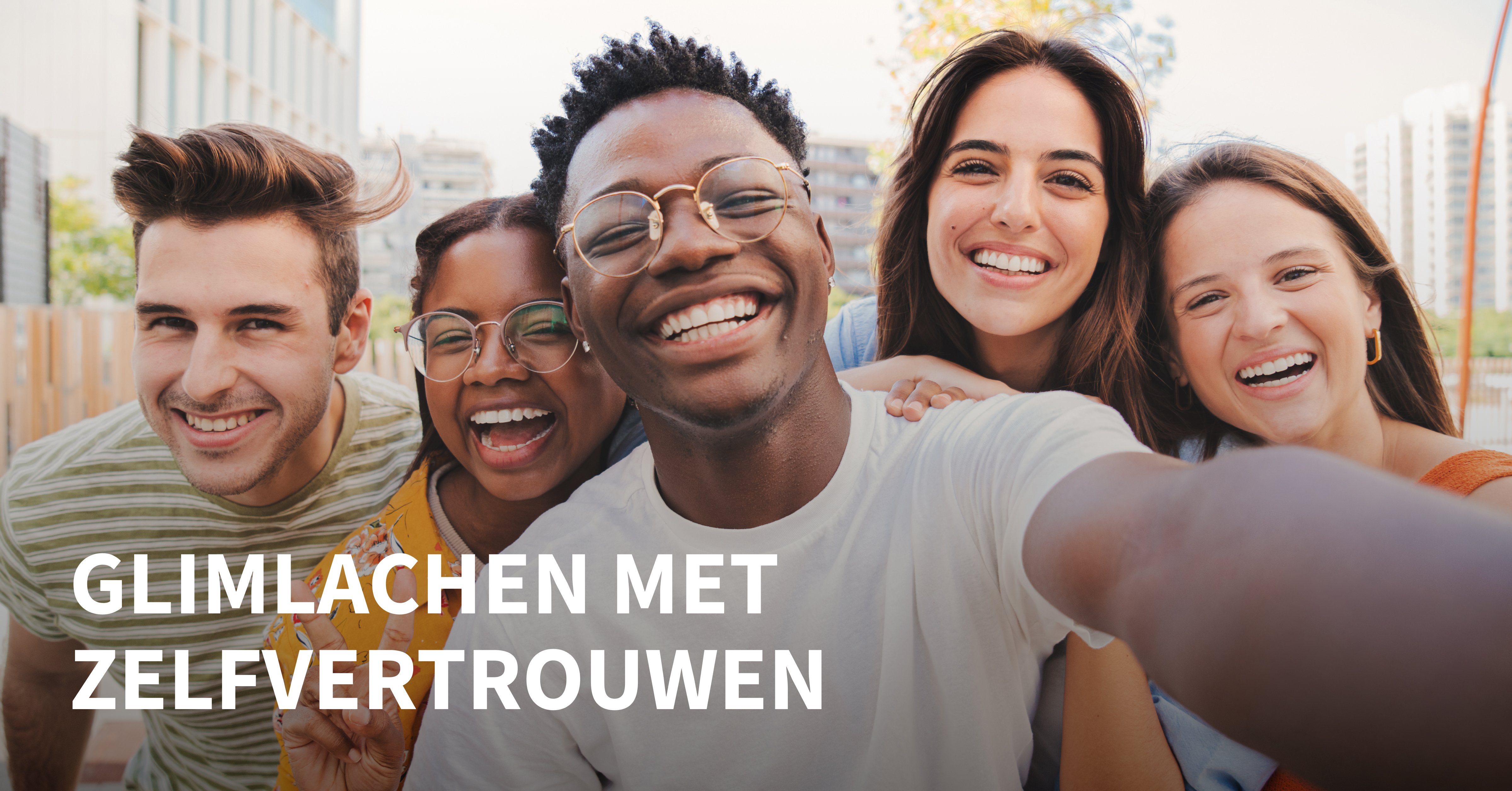 Waarom het zo krachtig is om weer zelfverzekerd te kunnen glimlachen